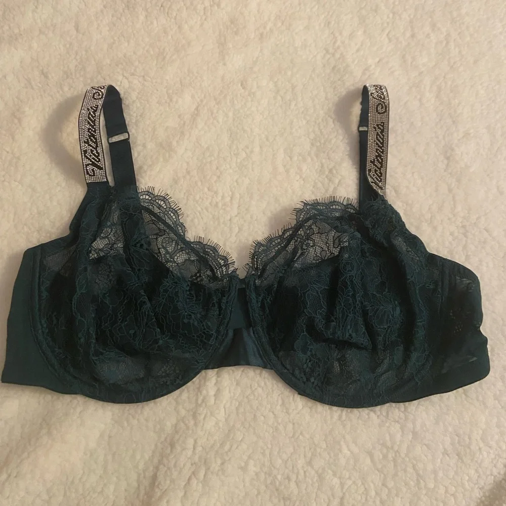 New! Victoria’s Secret shine logo strap unlined lace demi bra 4822